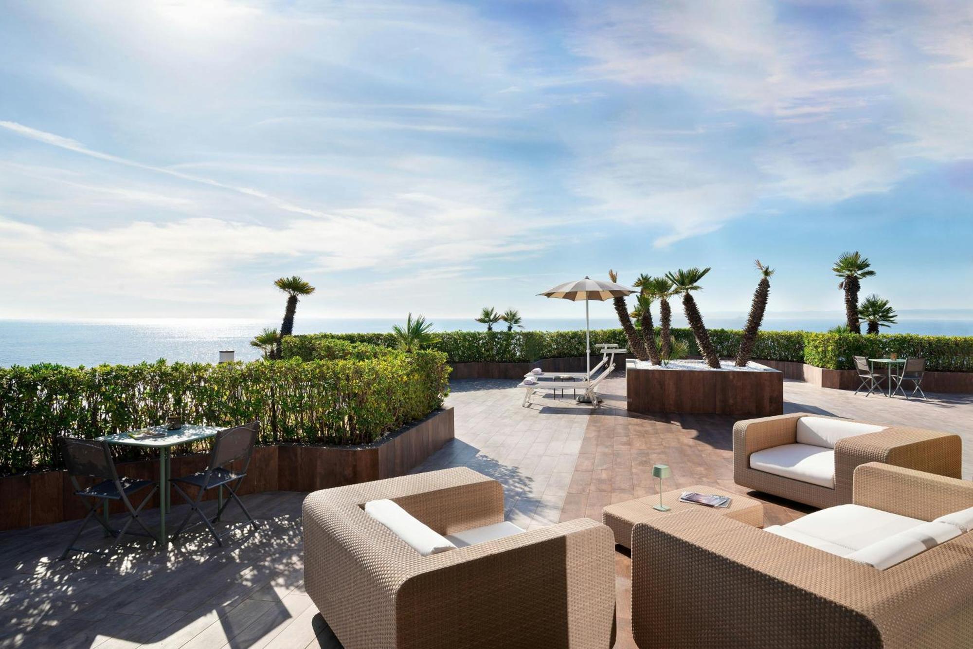 Four Points By Sheraton Catania Hotel Cannizzaro Buitenkant foto